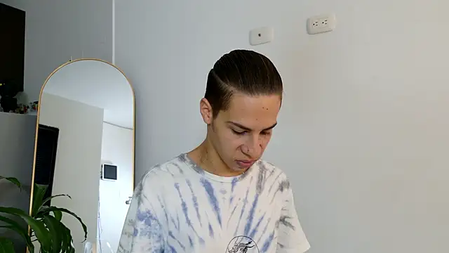 grey   27 online show from 03.01.25