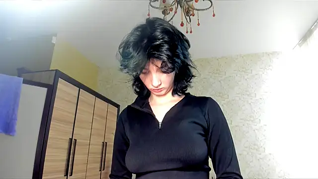 JulisSweet online show from 03.13.25