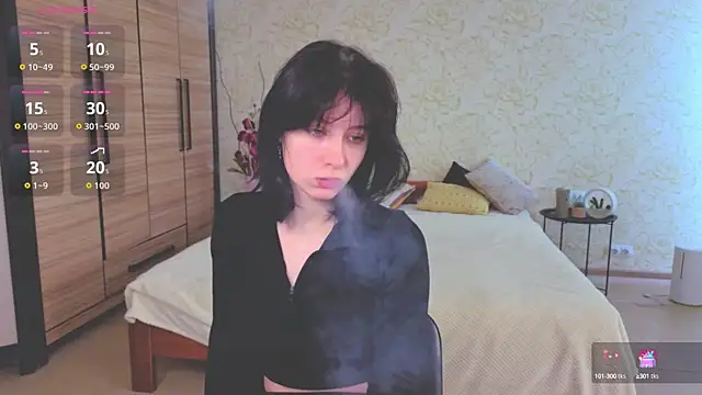 JulisSweet online show from 10.03.25