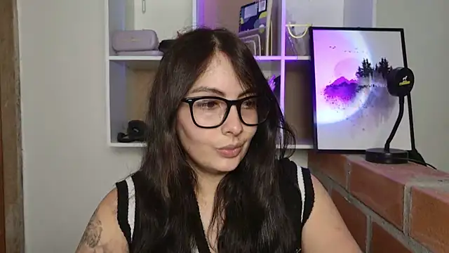 Snapshot of lalawhitte chatting on 06.02.26 lalawhitte online show from 06.02.26