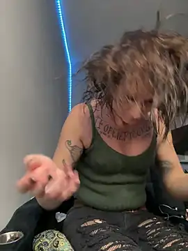 Snapshot of Cutetrans90 chatting on 03.30.26 Cutetrans90 online show from 03.30.26