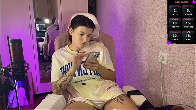 Katrin  kiss online show from 03.04.25