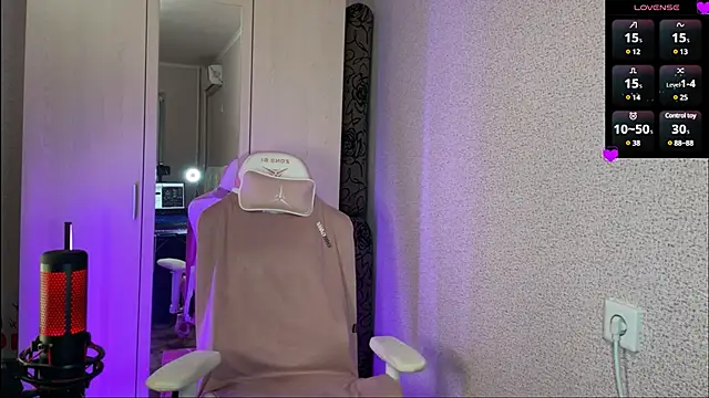 Katrin  kiss online show from 03.05.25