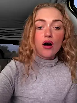 Goldloeckchen159 online show from 12.14.24