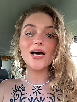 Goldloeckchen159 online show from 03.15.25