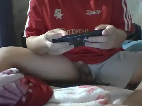 Yuta8 8 online show from 10.29.25