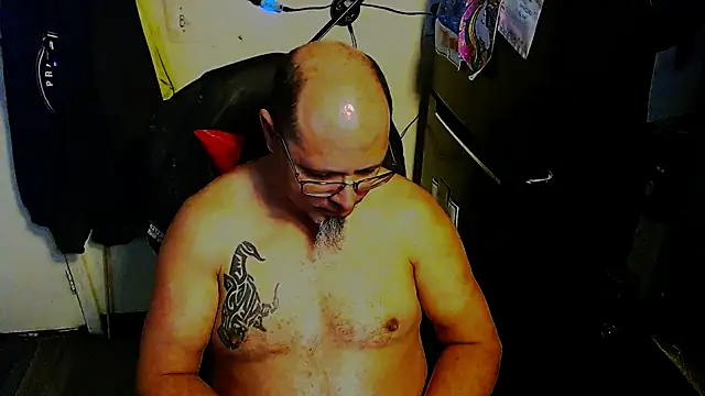 KrazyLegz online show from 04.19.26