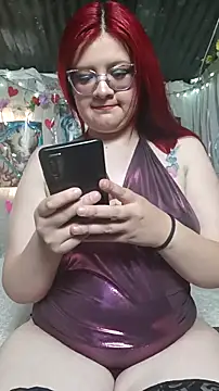 Snapshot of NinaGauther chatting on 03.18.25 NinaGauther online show from 03.18.25