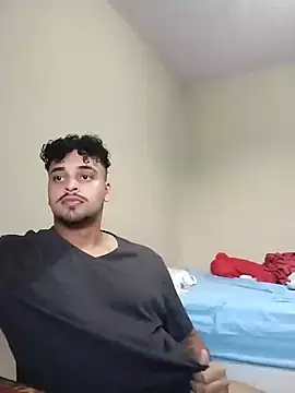 Snapshot of Xcumshot33 chatting on 02.24.25 Xcumshot33 online show from 02.24.25