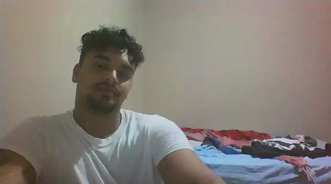 Snapshot of Xcumshot33 chatting on 03.21.25 Xcumshot33 online show from 03.21.25