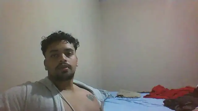 Snapshot of Xcumshot33 chatting on 09.18.25 Xcumshot33 online show from 09.18.25