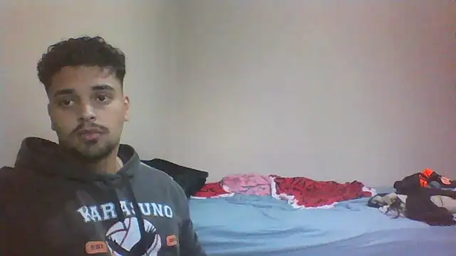 Snapshot of Xcumshot33 chatting on 11.09.25 Xcumshot33 online show from 11.09.25