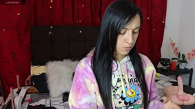 Majuu   online show from 09.09.25