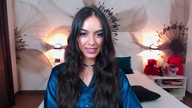 Snapshot of KatherineBisou chatting on 10.02.25 KatherineBisou online show from 10.02.25