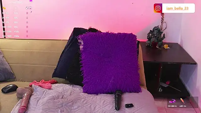 yourtoybella online show from 12.11.24