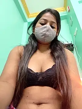 Snapshot of Monalisa_Singh chatting on 02.08.25 Monalisa Singh online show from 02.08.25