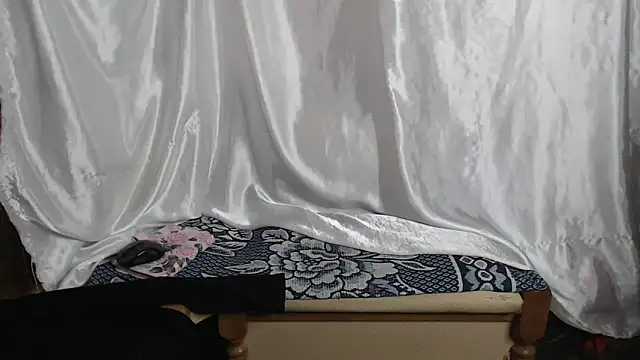 Burberrry  online show from 02.10.26