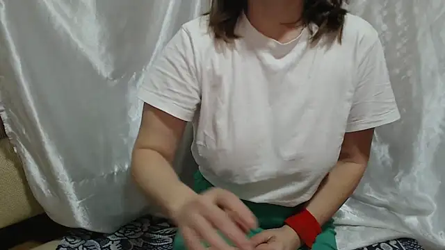 Burberrry  online show from 02.13.26