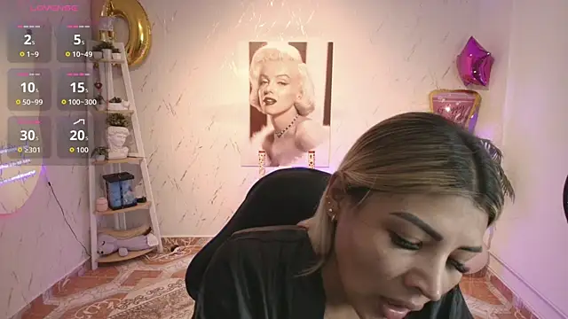 Snapshot of SALOOMEE__ chatting on 09.24.25 SALOOMEE online show from 09.24.25