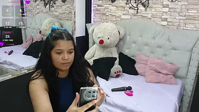 Snapshot of sia_cavad chatting on 02.05.25 sia cavad online show from 02.05.25