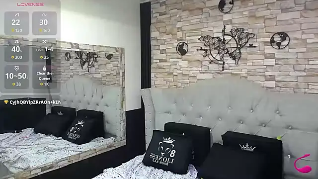 Snapshot of sia_cavad chatting on 03.19.25 sia cavad online show from 03.19.25