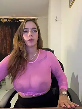 Snapshot of Alessandra_Schmoll chatting on 06.04.26 Alessandra Schmoll online show from 06.04.26