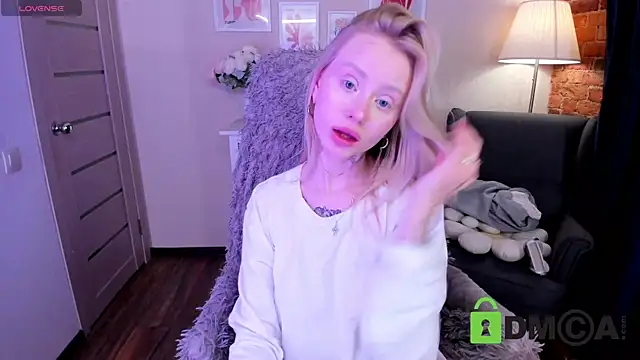 Snapshot of MalenaErnman chatting on 01.20.25 MalenaErnman online show from 01.20.25