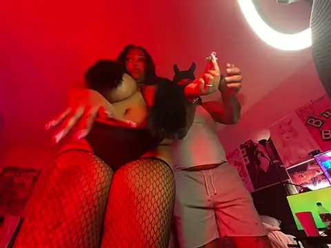 4EVAGLACIERS online show from 03.02.25