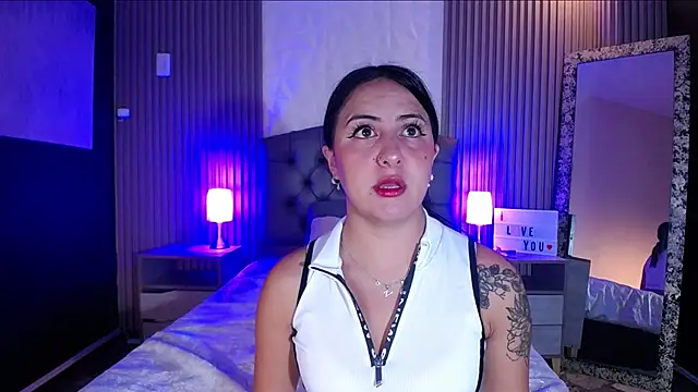 Snapshot of isabella_smith_ chatting on 01.09.25 isabella smith online show from 01.09.25