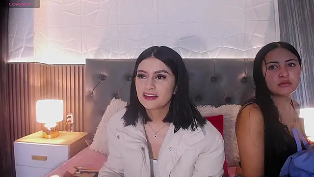 Snapshot of isabella_smith_ chatting on 03.14.25 isabella smith online show from 03.14.25