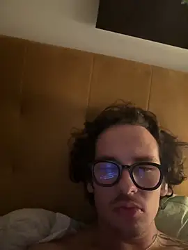 Snapshot of hardmecl chatting on 09.11.25 hardmecl online show from 09.11.25