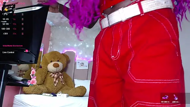 puca ebony online show from 03.20.25