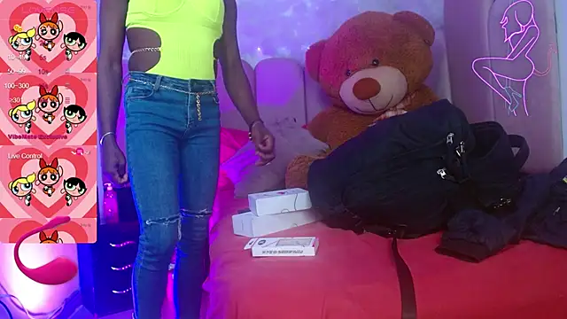 puca ebony online show from 09.12.25