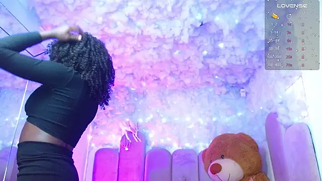 puca ebony online show from 11.21.25