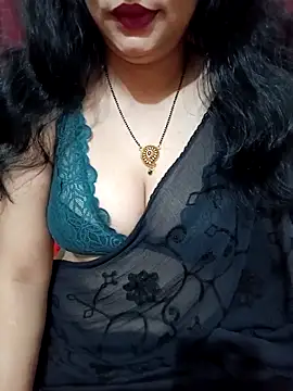 Priya Boudi online show from 02.25.25