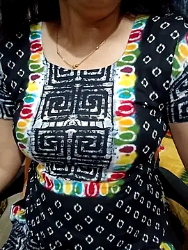 Priya Boudi online show from 09.27.25