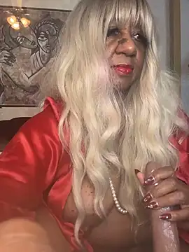 Snapshot of BreanaDivine chatting on 02.22.26 BreanaDivine online show from 02.22.26