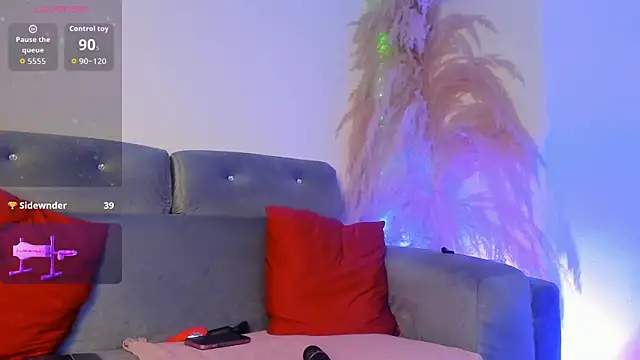 Salome Villa online show from 01.07.26