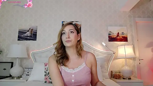 Snapshot of IreneHope chatting on 06.10.26 IreneHope online show from 06.10.26