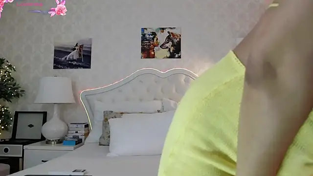 Snapshot of IreneHope chatting on 07.17.26 IreneHope online show from 07.17.26