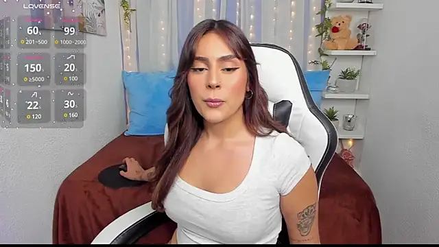 HazzelGray online show from 02.14.25