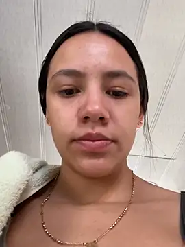 hannahb-e online show from 12.15.25