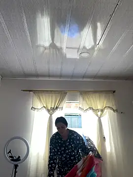 hannahb-e online show from 01.11.26