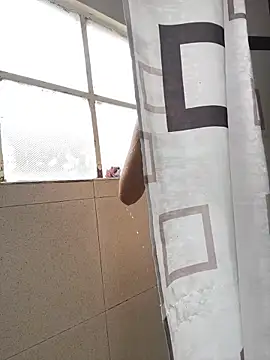 Snapshot of hannahb-e chatting on 02.11.26 hannahb-e online show from 02.11.26