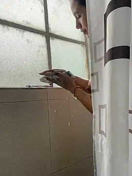 Snapshot of hannahb-e chatting on 02.12.26 hannahb-e online show from 02.12.26