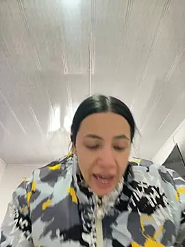 Snapshot of hannahb-e chatting on 02.18.26 hannahb-e online show from 02.18.26