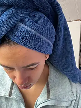 hannahb-e online show from 04.02.26