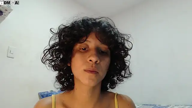 Snapshot of AlinaWoolf_ chatting on 09.10.25 AlinaWoolf online show from 09.10.25