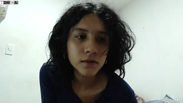 Snapshot of AlinaWoolf_ chatting on 02.01.26 AlinaWoolf online show from 02.01.26