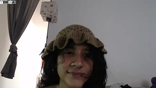 Snapshot of AlinaWoolf_ chatting on 02.28.26 AlinaWoolf online show from 02.28.26